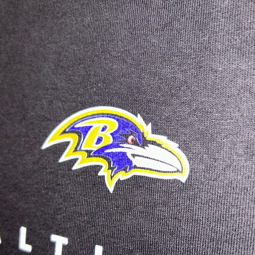 ๐ฆโโฌ๐๐๏ธ Baltimore Ravens NFL Football Shirt ๐๏ธ๐๐ฆโโฌ - Picture 8 of 11